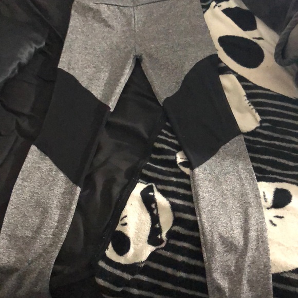 grey leggings - Picture 1 of 3